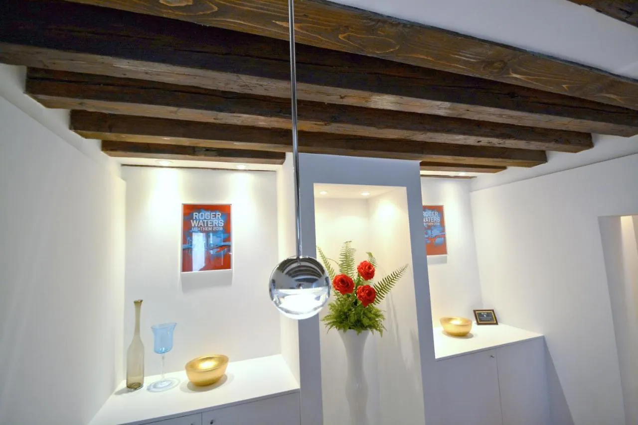 Ve.N.I.Ce Cera Ca'Amata Apartment Venice Italy